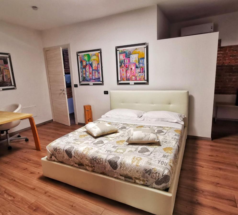 Regis B&B Camere Centro Storico キヴァッソ エクステリア 写真